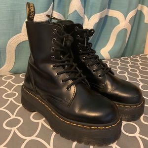 Dr. Martens jadon platform boots